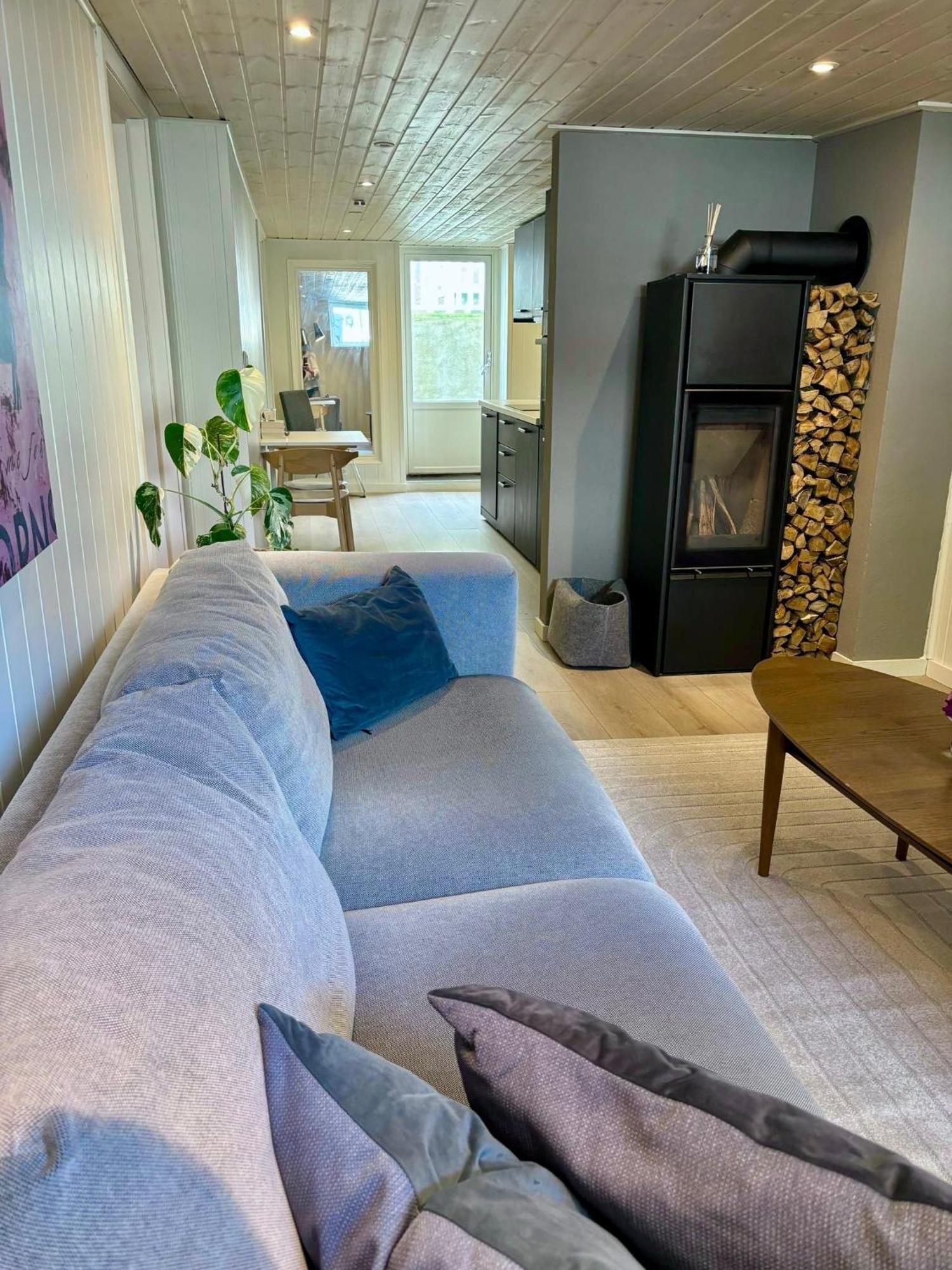 Down Town Apartment With Outside Area In Villa Kristiansand Bagian luar foto
